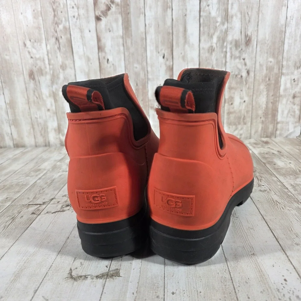 UGG‎ Emmett Chelsea Waterproof Rain Boots Mens 10 Orange Rubber 1120849